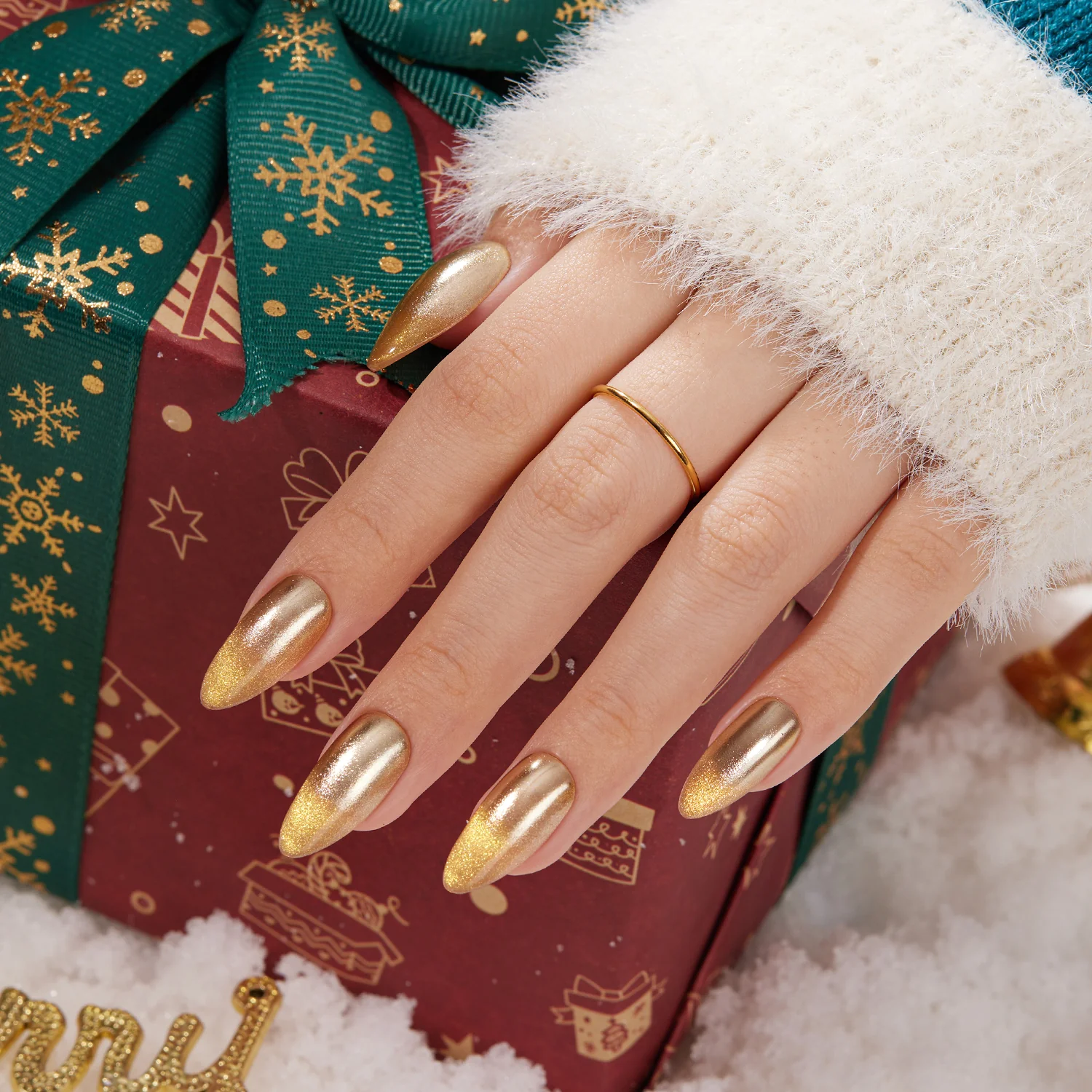 ๐
Jolly Santa Mani - Image 6